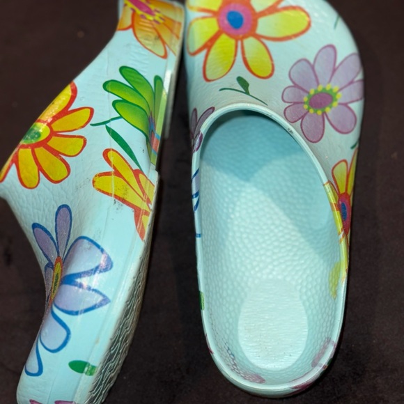 Birkenstock Yellow and Pink Artistic Slippers - Picture 9 of 16
